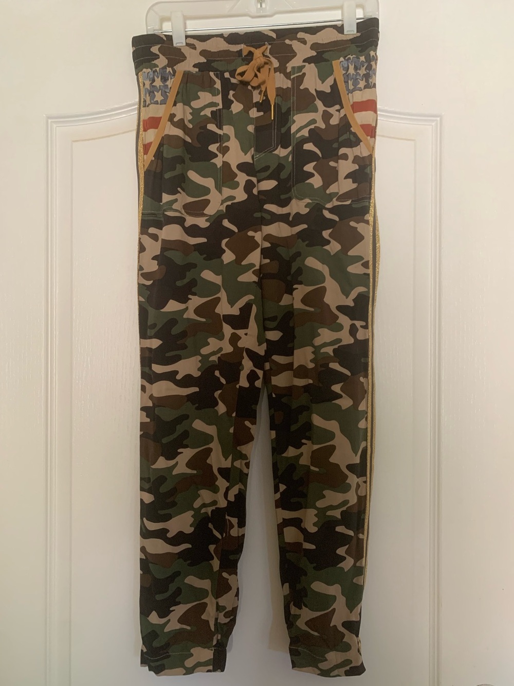 Rodeo Quincy x Ariat Camo Joggers size medium